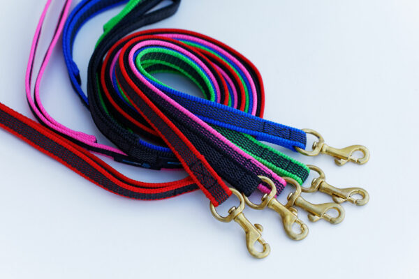 Super grip dog lead non-slip training leash with rubber threads for secure grip